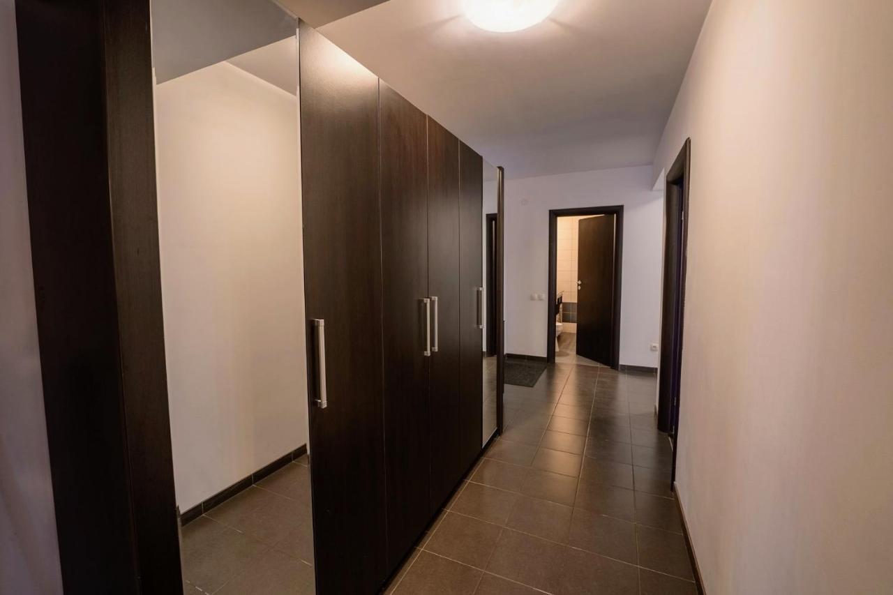 Quiet 3-Room Apt - 2 Parking Spaces - 5 Min Bus Floreşti Kültér fotó